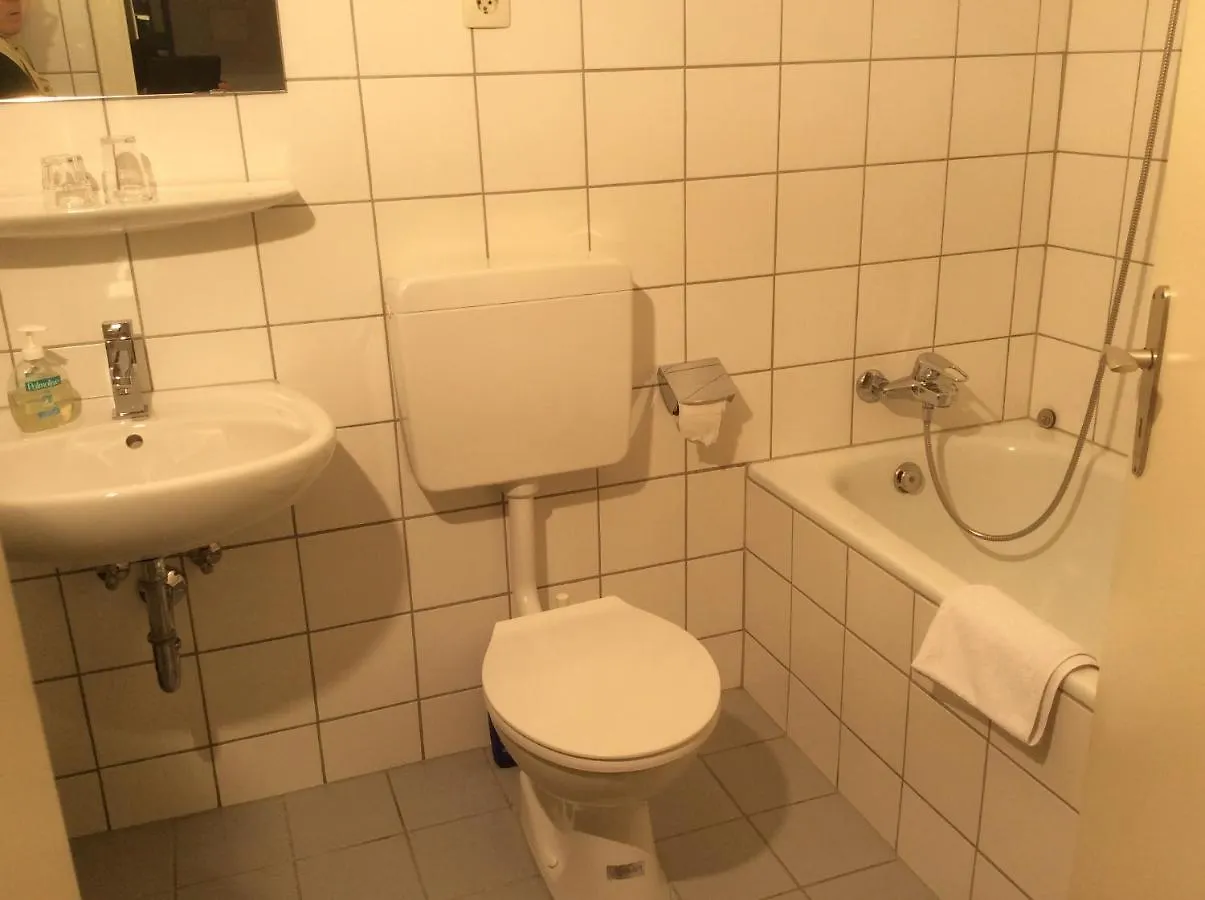Guesthouse Frank Dusseldorf